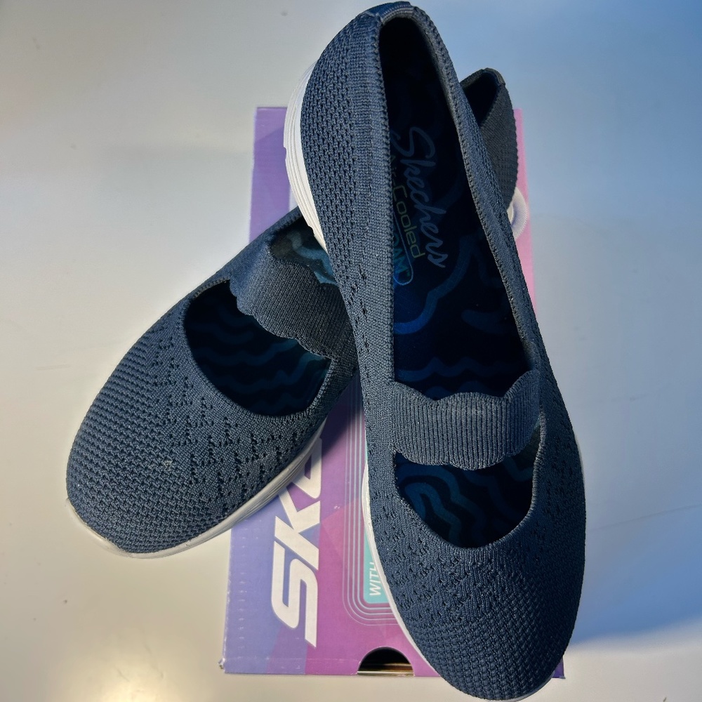 Sketcher's Memory Foam Slip on